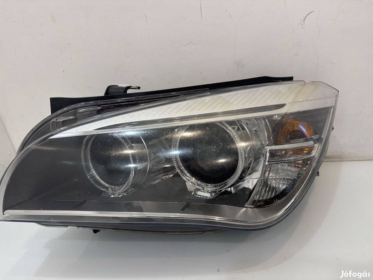 BMW X1 E84 LCI bal oldali kanyarkövető xenon fényszóró 63117290251
