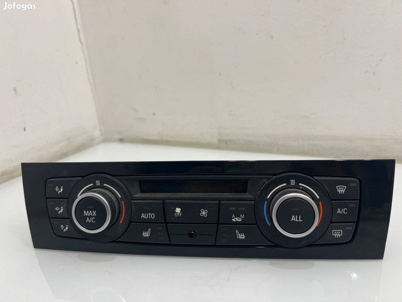 BMW X1 E84 digitális klímapanel, fűtéskapcsoló