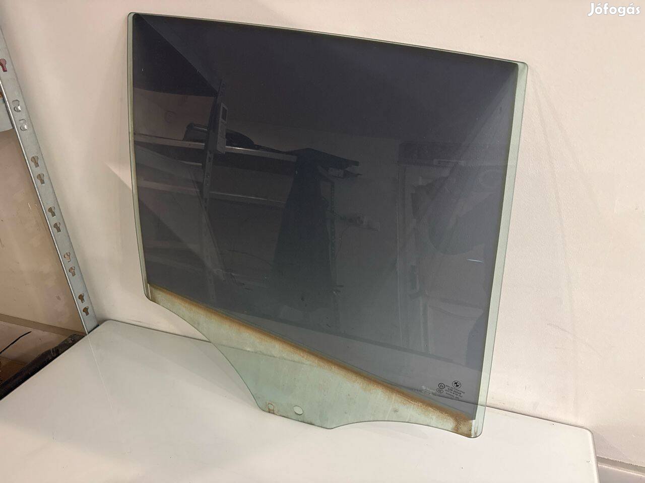 BMW X1 E84 jobb hátsó gyári ablak