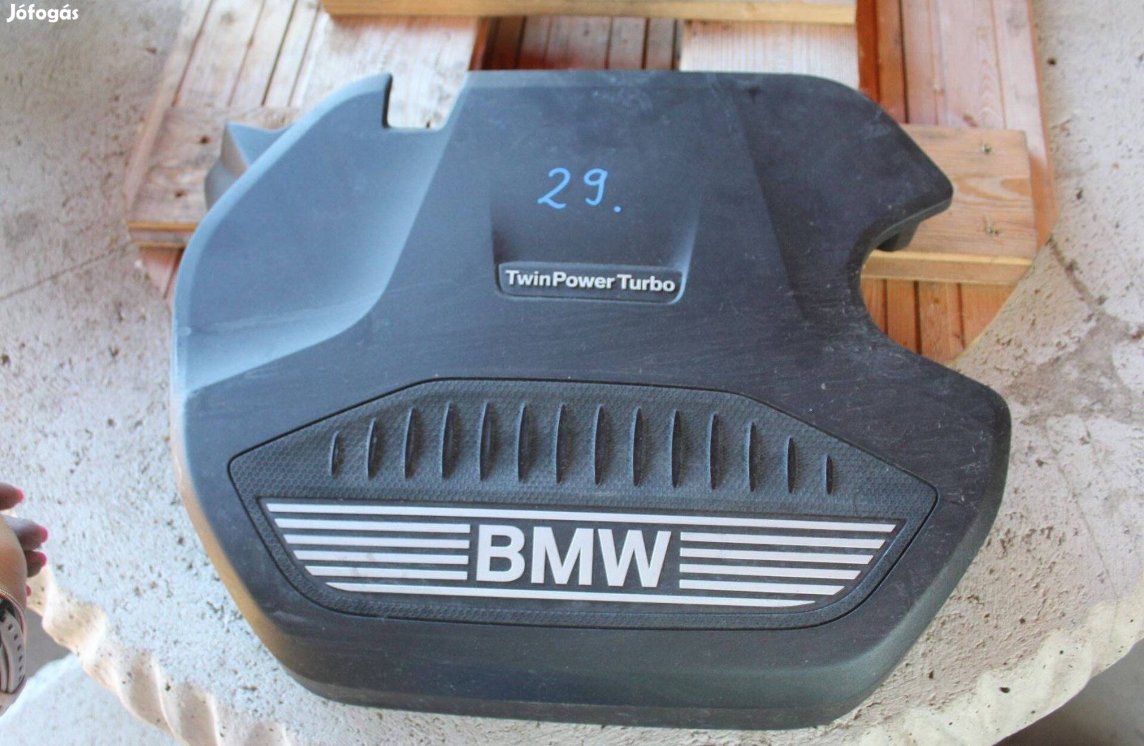 BMW X1 F48 2015-2019 Motorburkolat 8579535