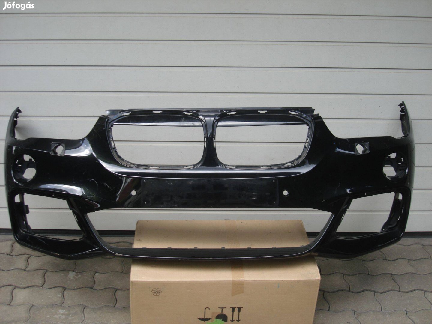BMW X1 F48 M-Sport radaros mosós első lökhárító 51118059891 2015-től