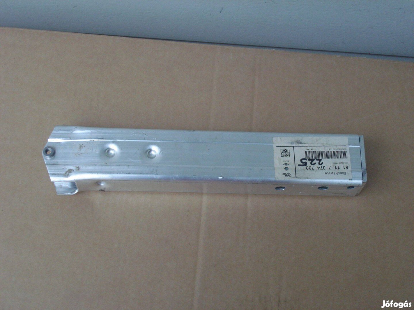 BMW X1 F48 lökhárító tartó konzol 51117374790 Jobb