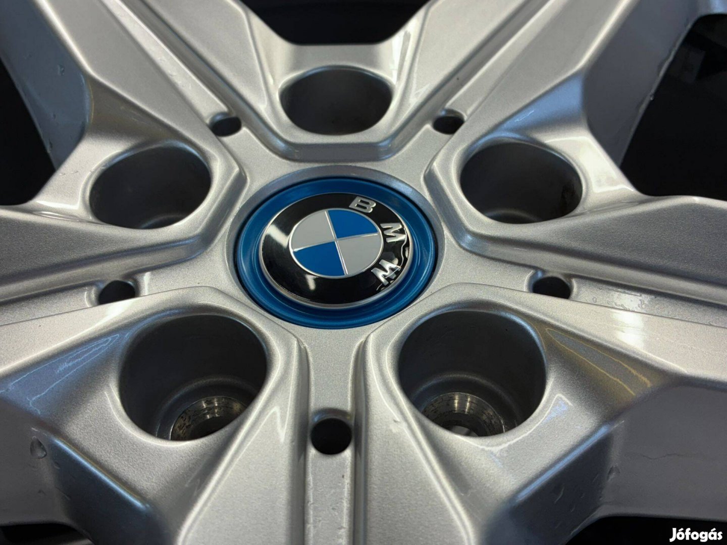 BMW X1 IX1 U11 gyári alufelni nyárgumi szinte új eladó 18 colos