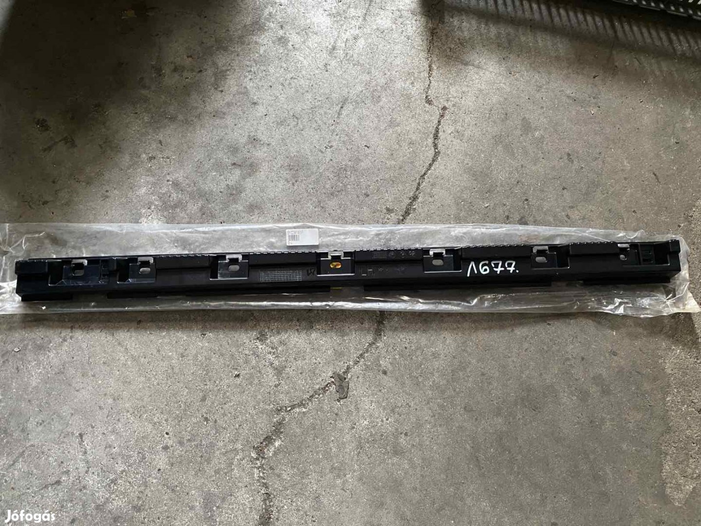 BMW X1 bal első lökhárító tartókonzol 51122991493 eladó