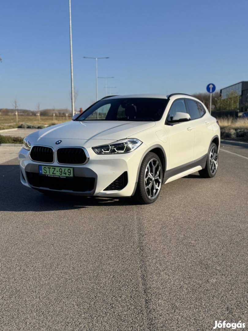 BMW X2 xdrive25e M Sport X (Automata) M.O-I !!