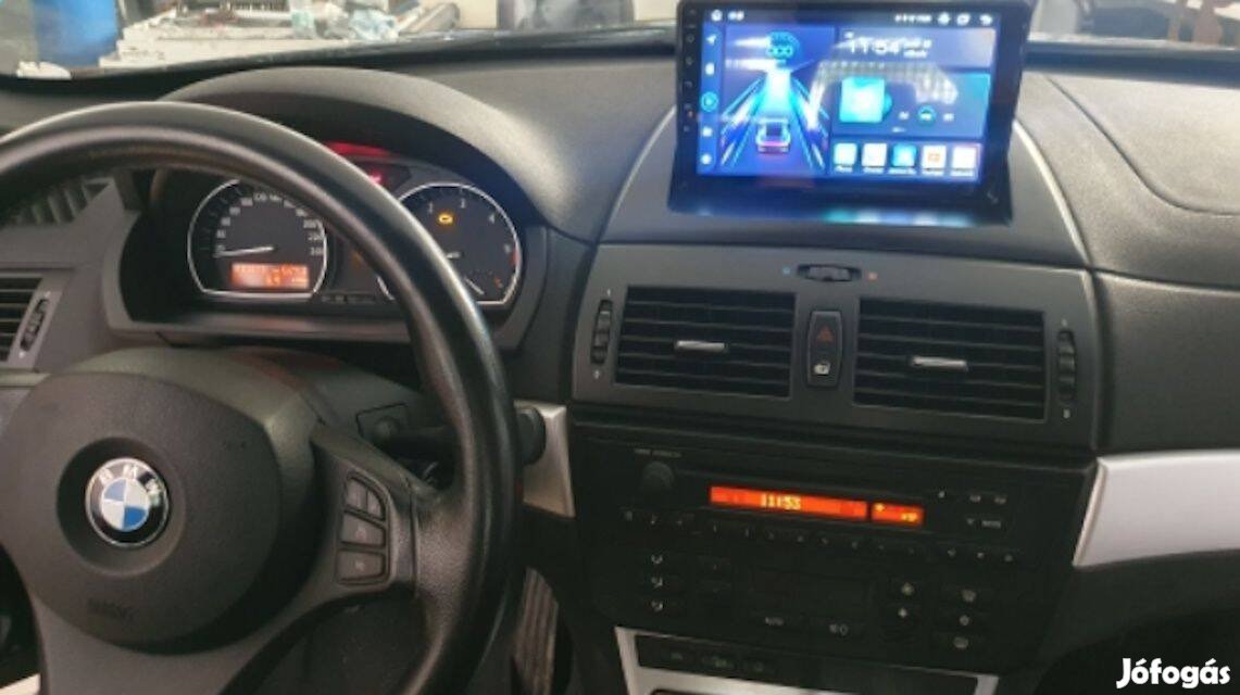 BMW X3 Carplay Multimédia GPS Rádió Tolatókamerával