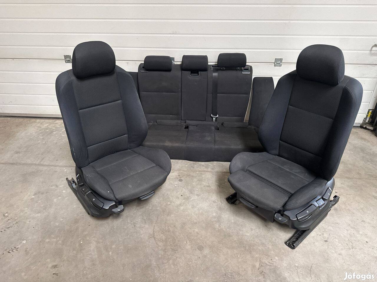 BMW X3 E83 combtámaszos szövet ülés szett