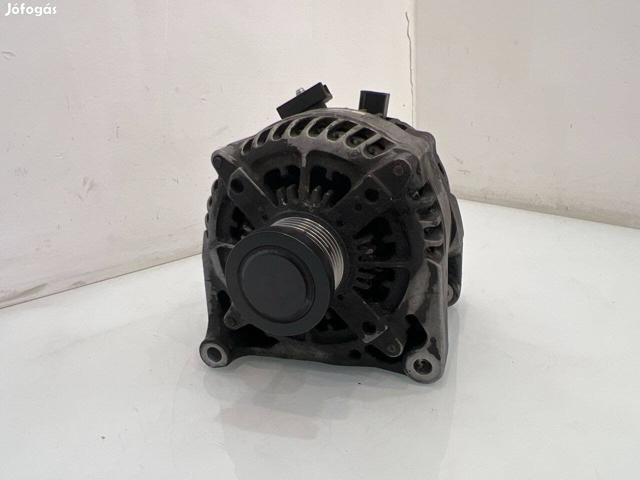 BMW X3 F25 20i 184le N20B20A Generátor 7605478