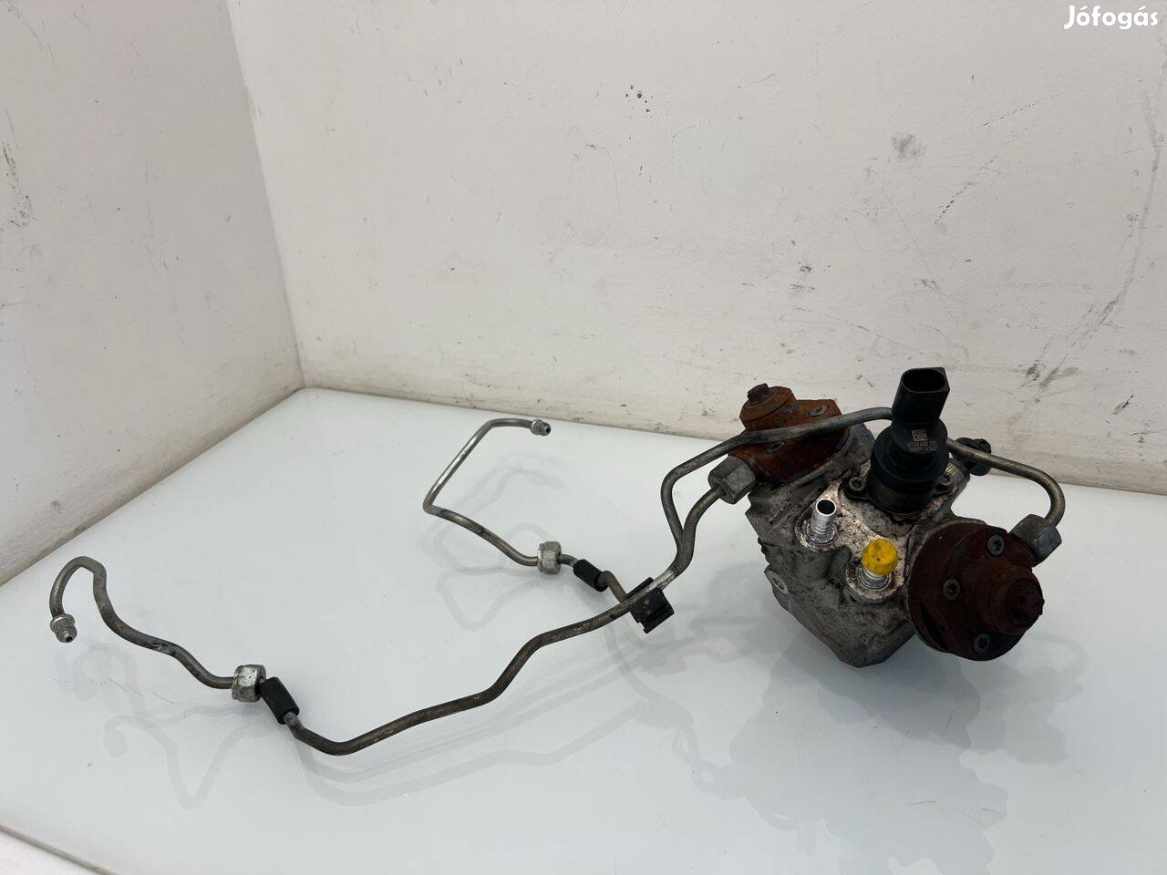 BMW X3 F25 35dx N57D30B 313le magasnyomású szivattyú 13517824476