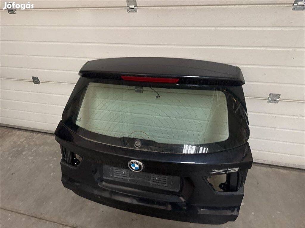 BMW X3 F25 Karbonschwarz Csomagtérajtó