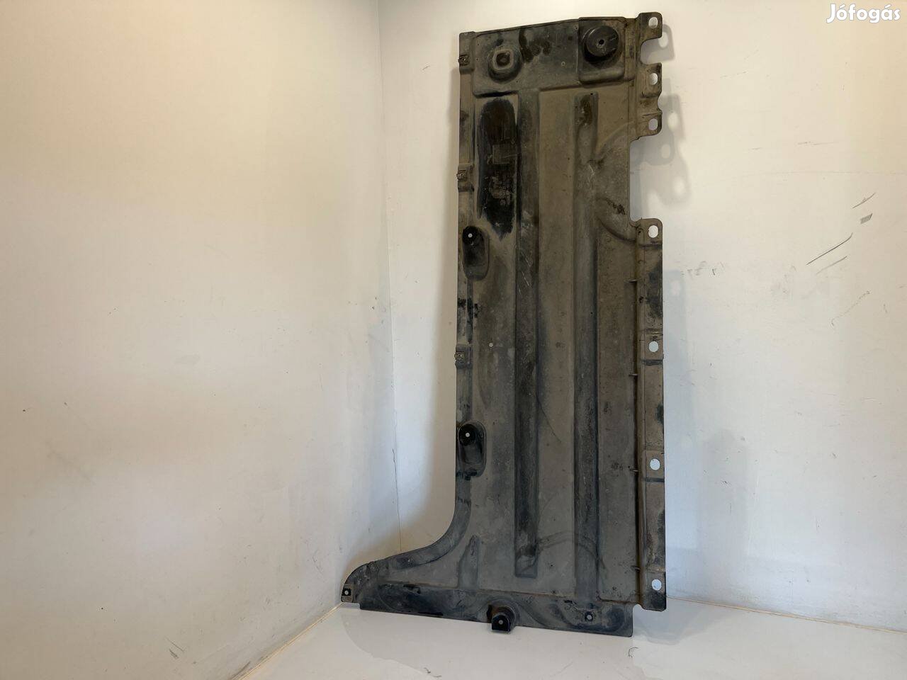 BMW X3 F25 X4 F26 jobb alsó alváz burkolat 51757213672