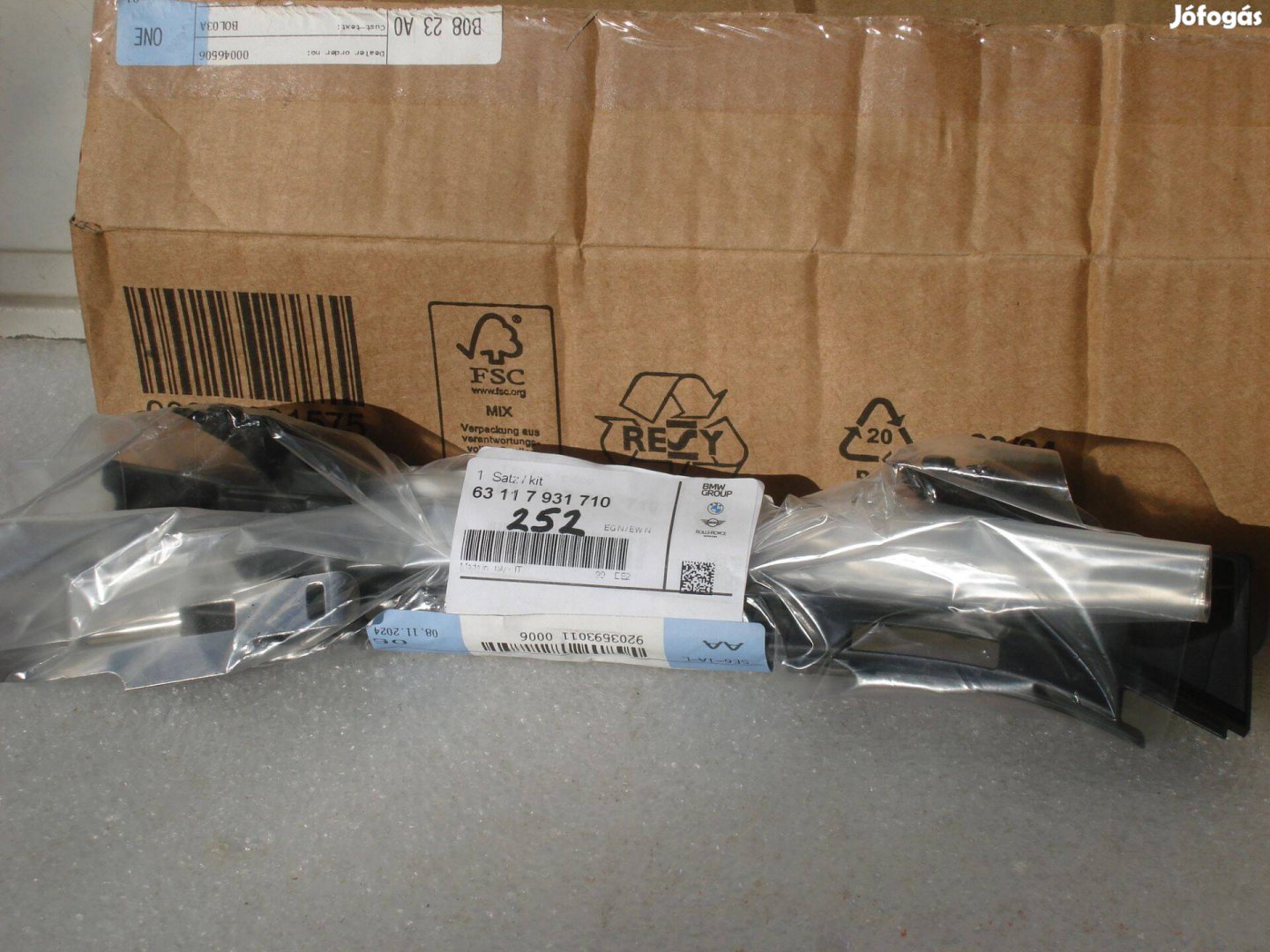 BMW X3 G01 X4 G02 Gyári Új Jobb Fényszóró Tartó Konzol 63117931710