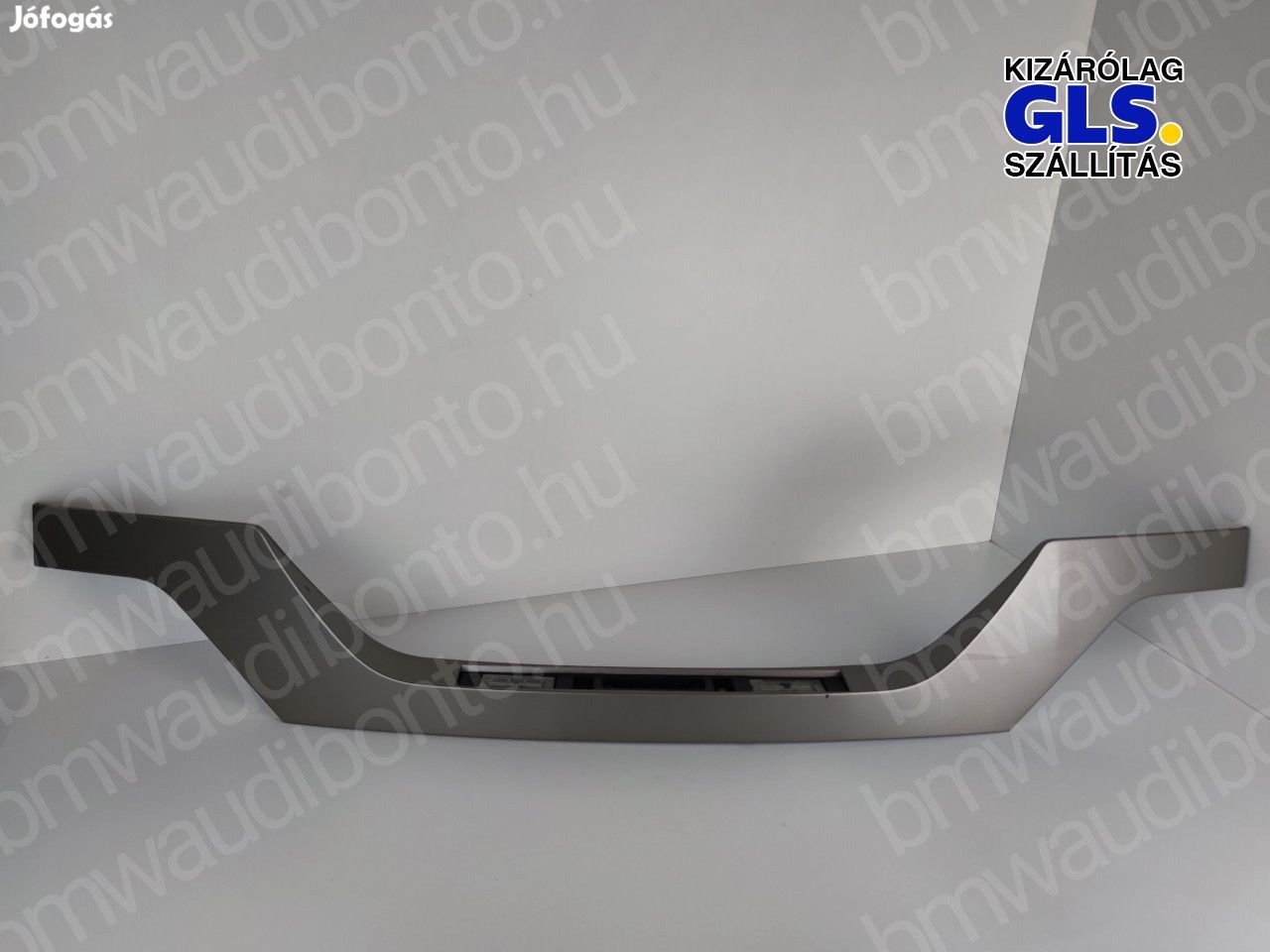 BMW X3 (E83) Csomagtérajtó díszléc (7052452, 51137052452)