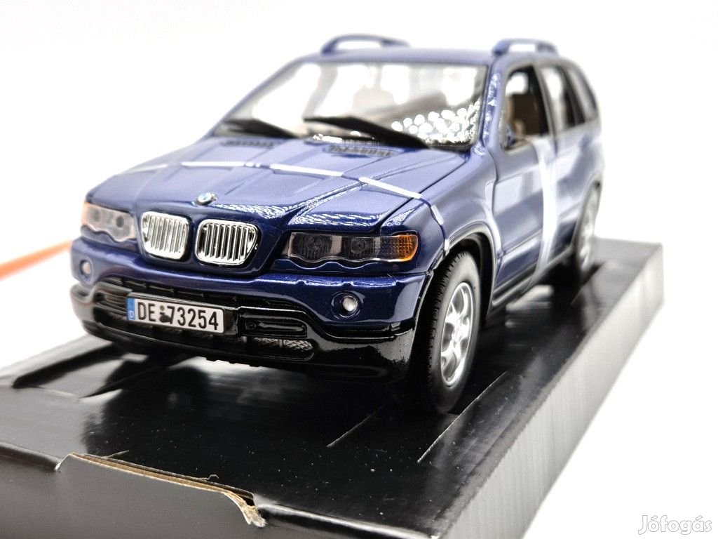 BMW X5 E53 -  Motormax - 1:24