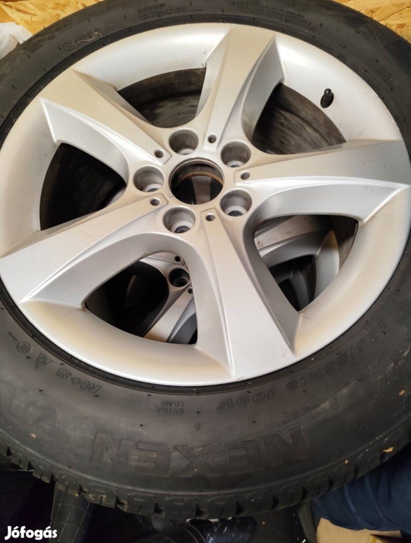 BMW X5 E70 18" alufelnik 4 évszakos gumival eladó