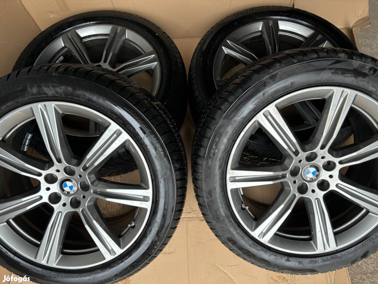 BMW X5 G05 20" télikerék Style 736 felnik Bridgestone gumikkal