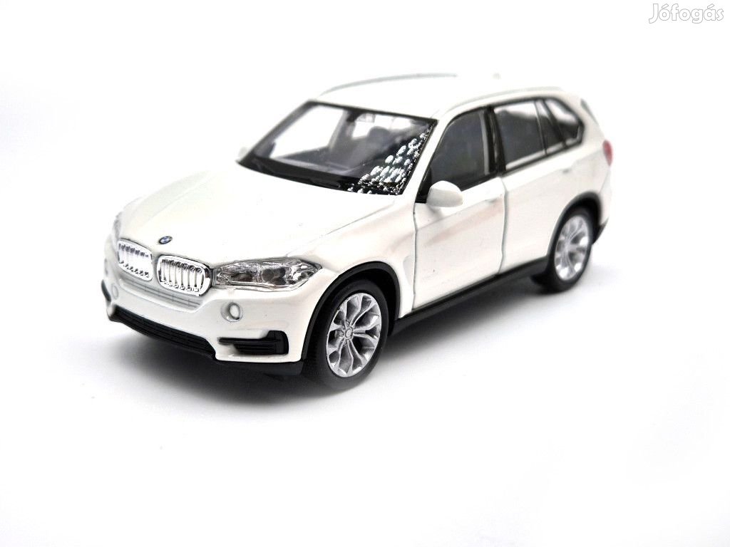 BMW X5 (2015) - fehér -  Welly - 1:34