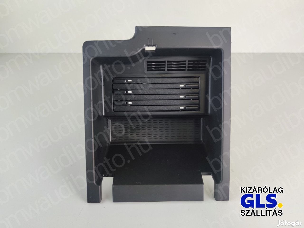 BMW X5 (E53) CD/DVD tár (8408468, 51168408468)