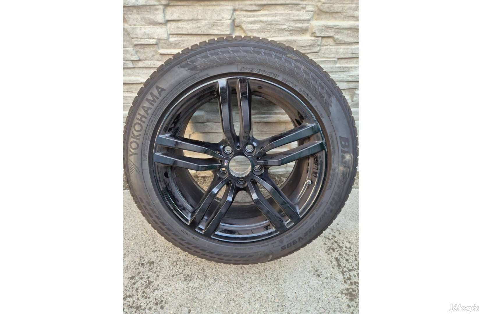 BMW X6 téligumiszett alufelnin 255/50 r19 DOT 1723 (2023)