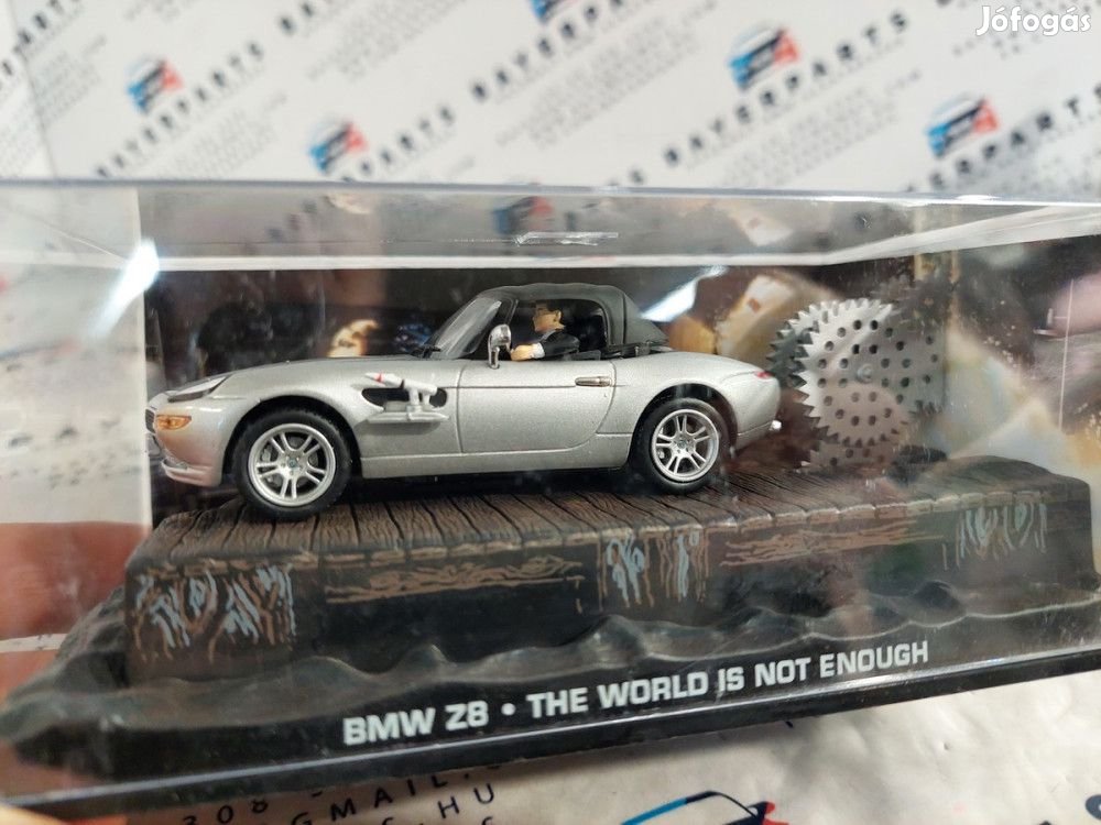 BMW Z8 - James Bond - The World is not Enough - A világ nem elég -  E