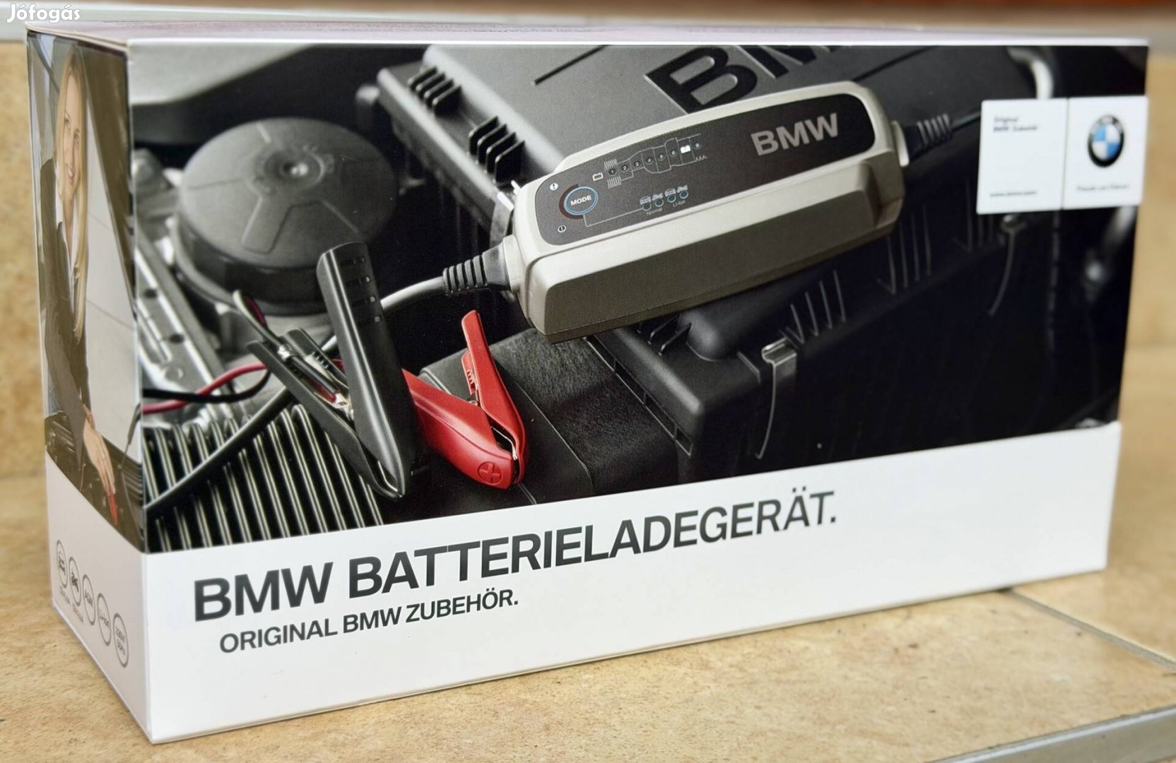 BMW akkumulátor töltő