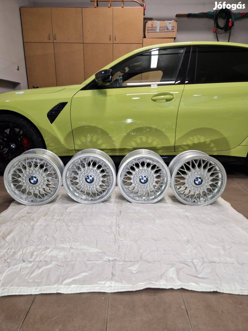 BMW e30 gyári 15-ös alufelni garnitúra