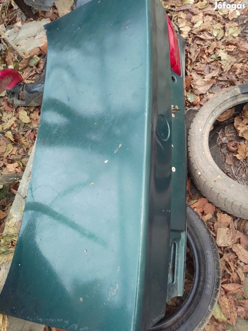 BMW e34 Sedan csomagtér ajtó 