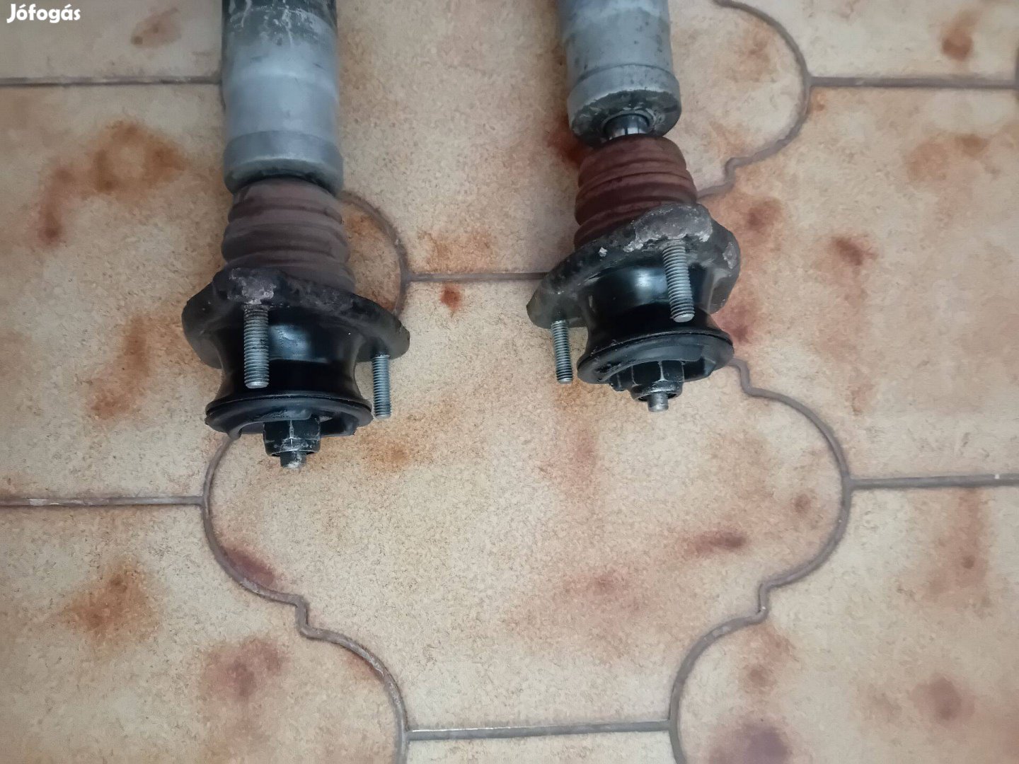 BMW e39 Touring szintszabályzós hátsó lengéscsillapító