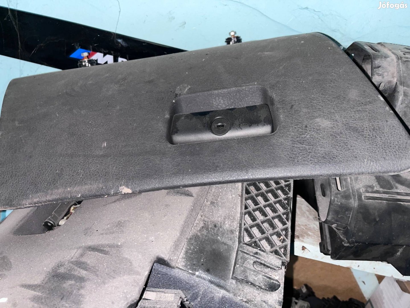 BMW e39 kesztyűtartó