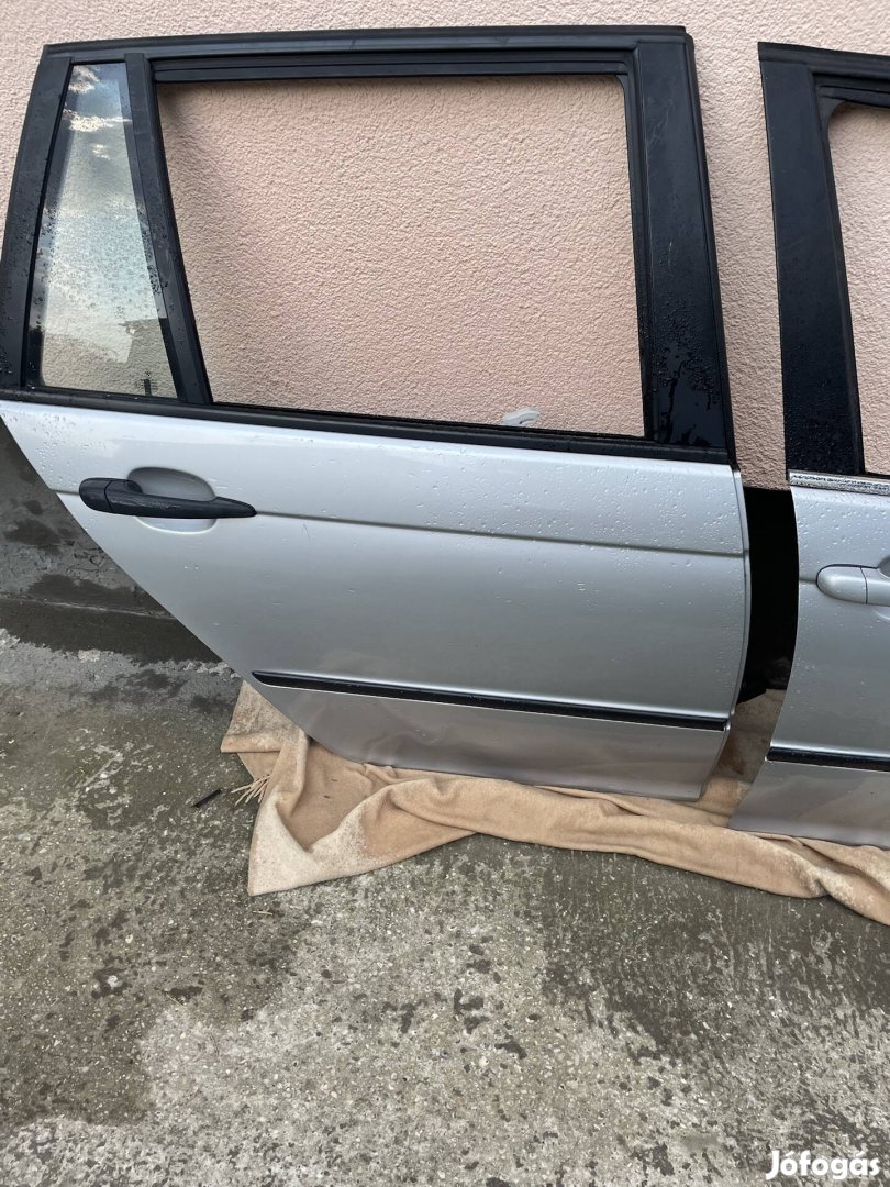 BMW e46 Kombi jobb elsö hátso ajtó