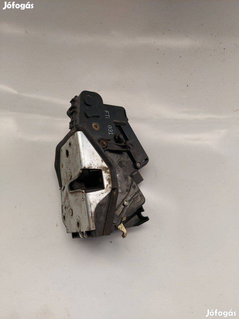 BMW e46 bal hátsó ajtó zár ajtózár zárszerkezet