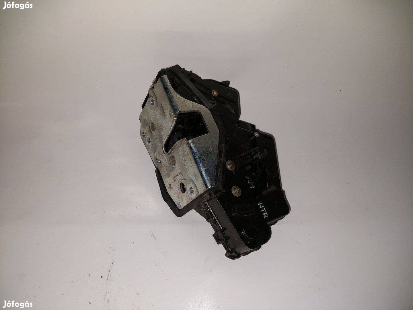 BMW e46 jobb hátsó ajtó ajtózár zárszerkezet zár