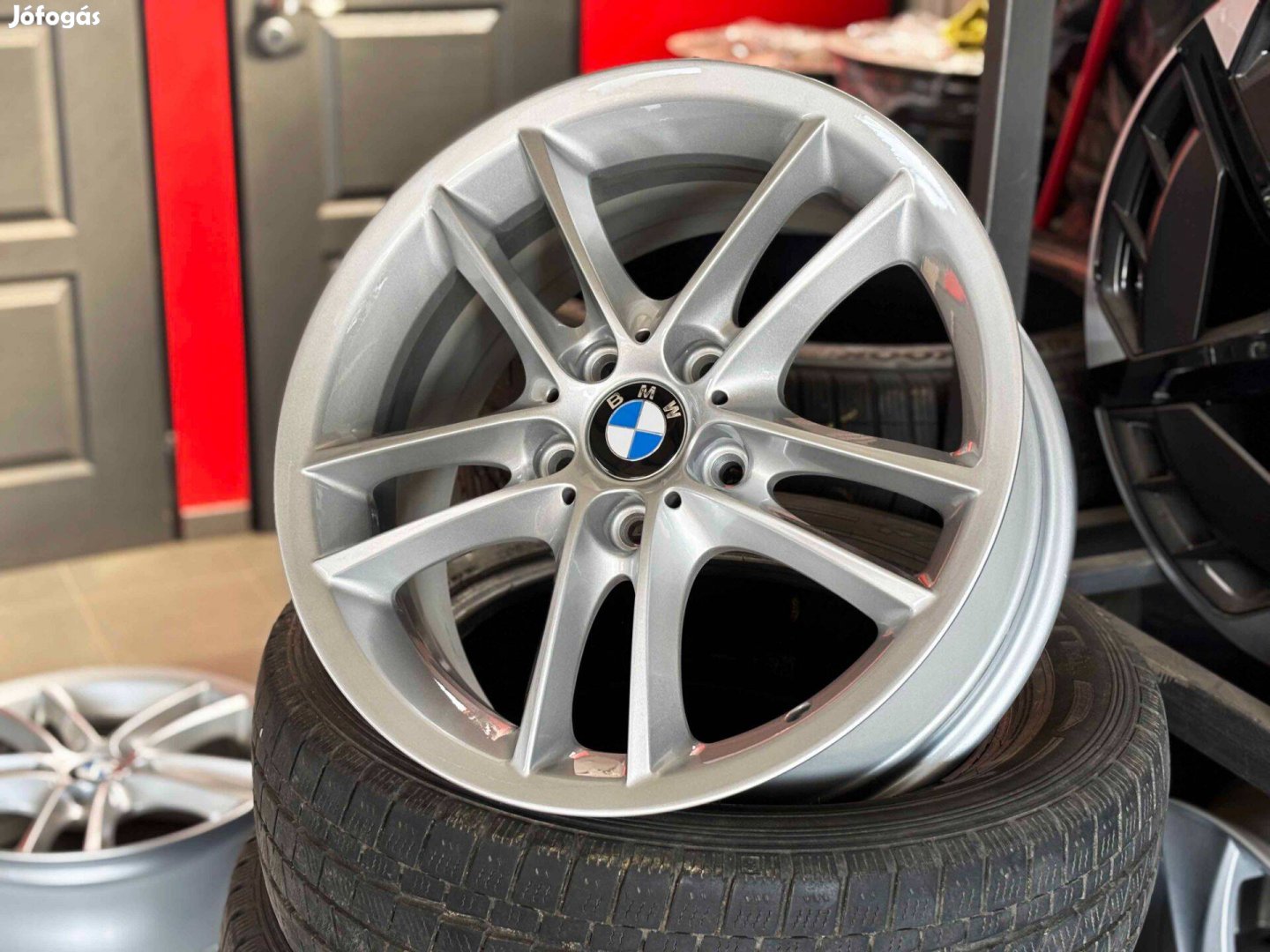 BMW e87 18" 5x120 kétszéles gyári alufelni eladó 18 coll F20