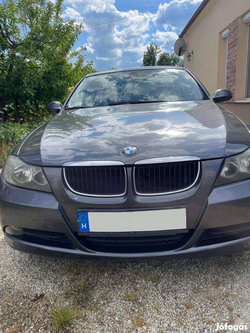 BMW e90 e91 prefacelift díszrács / vese / rács króm/fekete