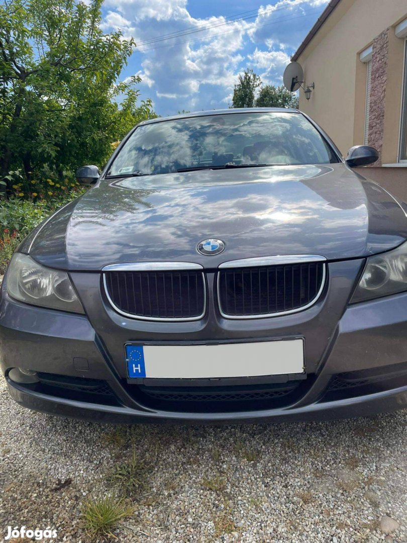 BMW e90 e91 prefacelift díszrács / vese / rács króm/fekete