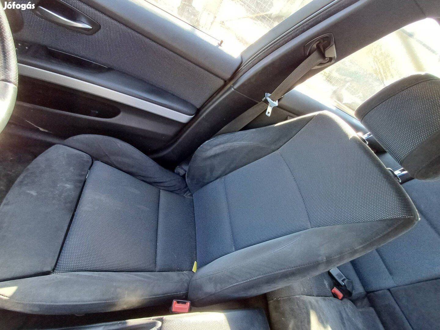 BMW e91 félbör sport belsö fekete tetökárpittal