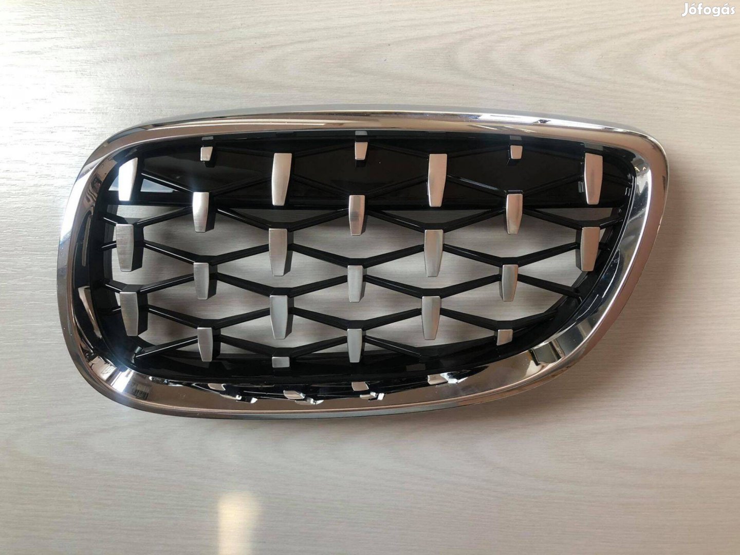 BMW e92 e93 preface díszrács vese hűtőrács Diamond króm/szatén