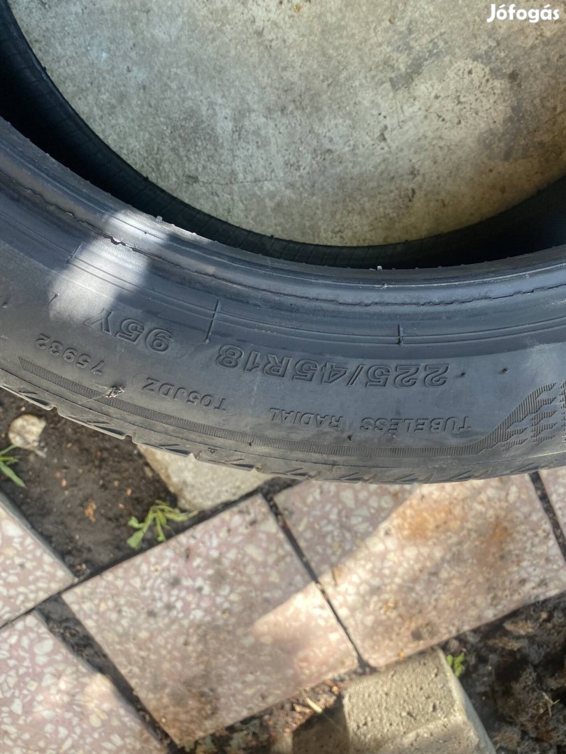 BMW első és hátsó gumi