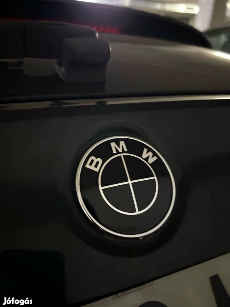 BMW embléma 74 mm .fekete