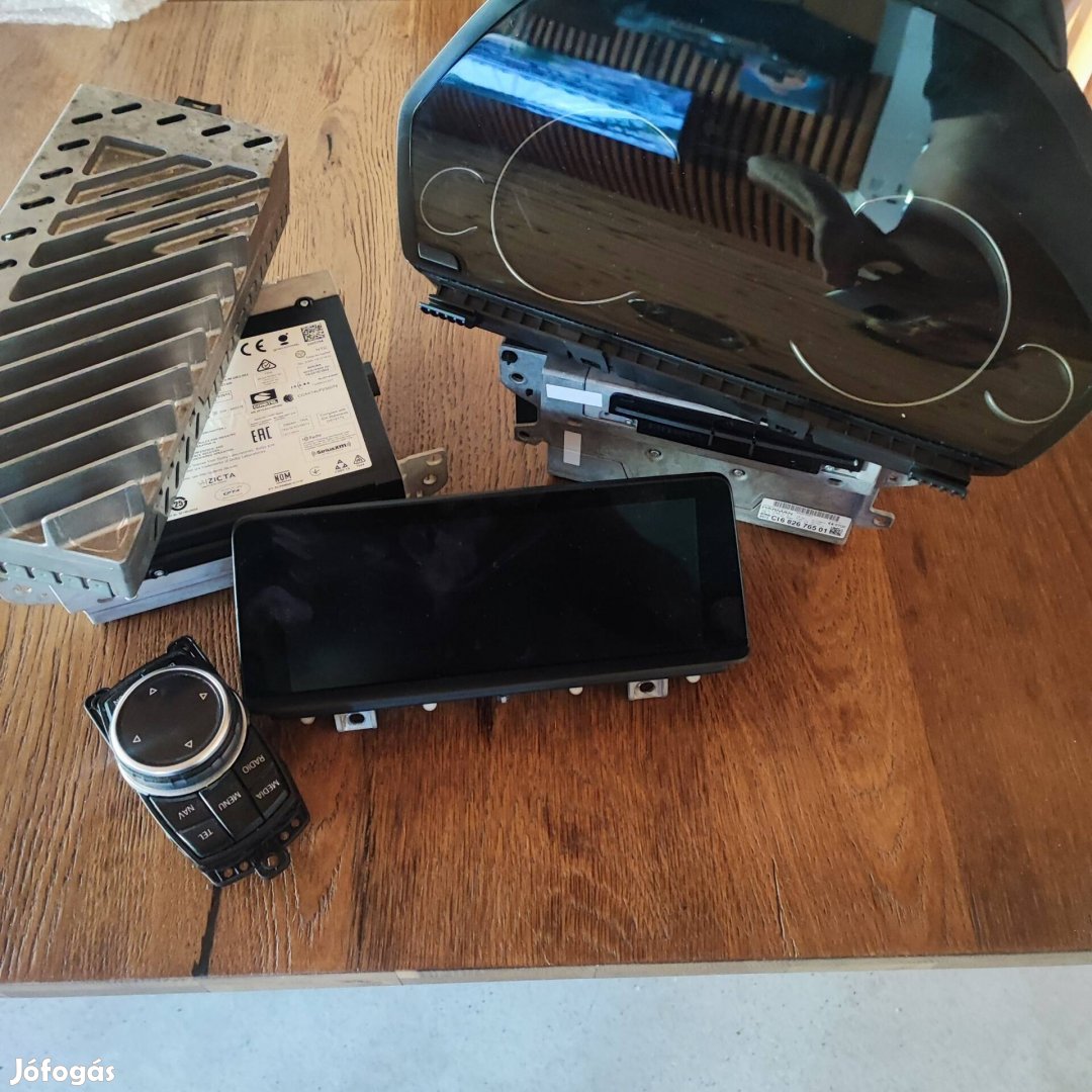 BMW f30 f32 f34 f36 X3 X4 extrák harman kardon 