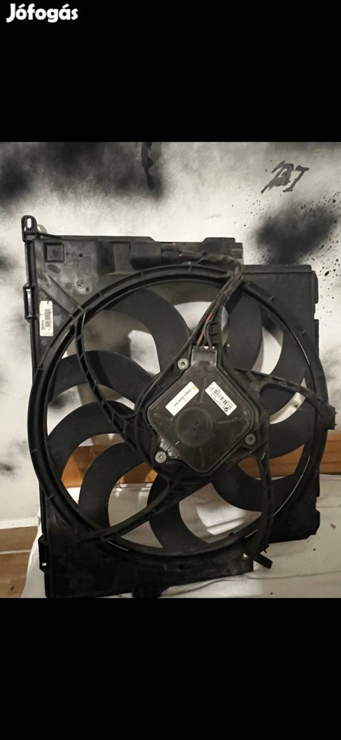 BMW f30 hűtő ventilator 
