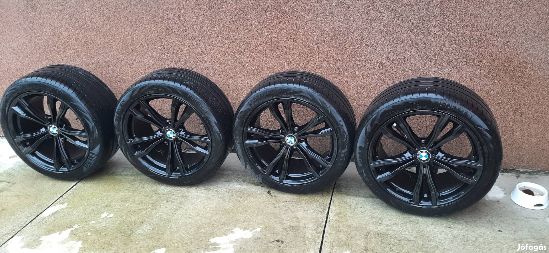 BMW felni 20Vredestein gumik