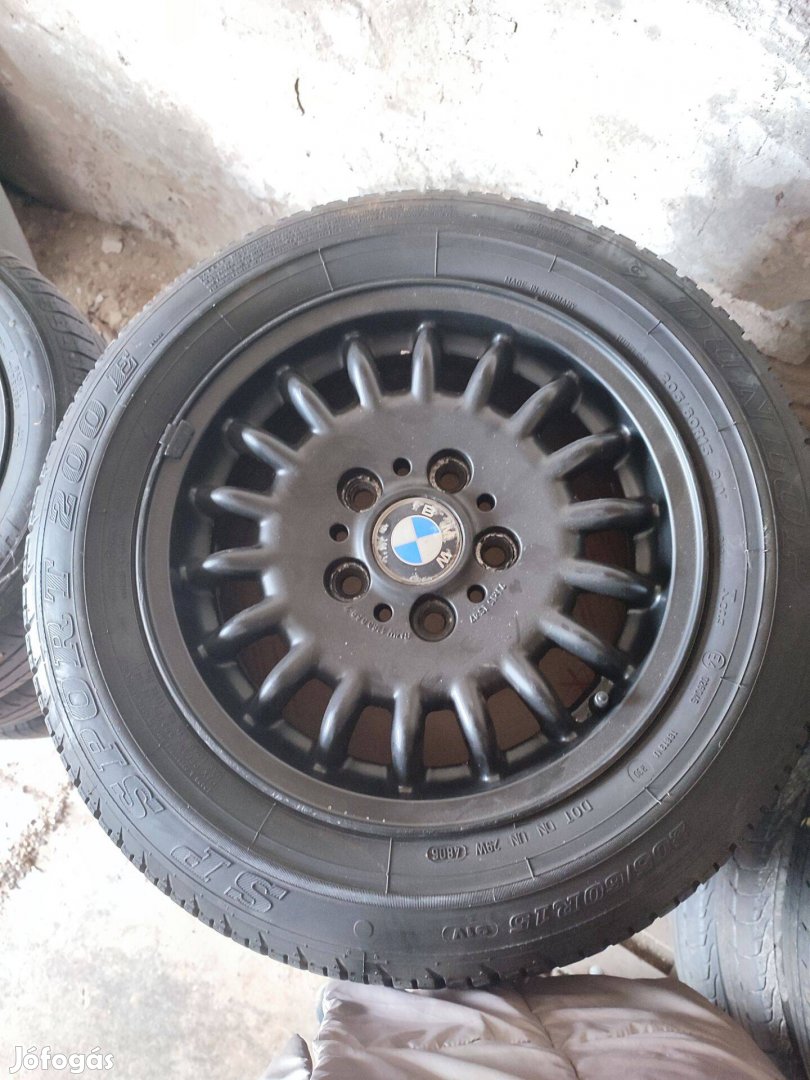 BMW felni 4 darab jó állapotban 205/60/R15