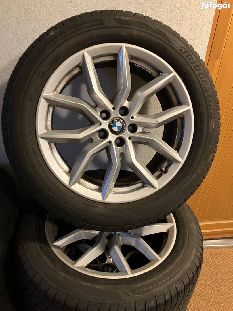 BMW gyári 19-es X5 G05/ X6 G06 alufelni garnitúra téli gumival