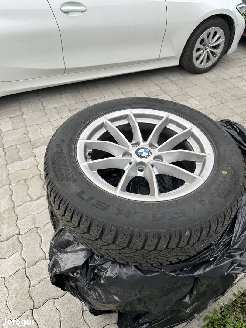 BMW gyári alufelni téli gumival