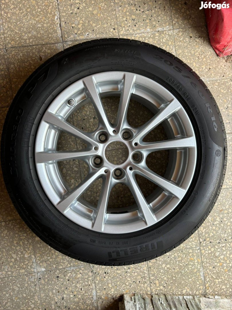 BMW gyári felni gumival 16"