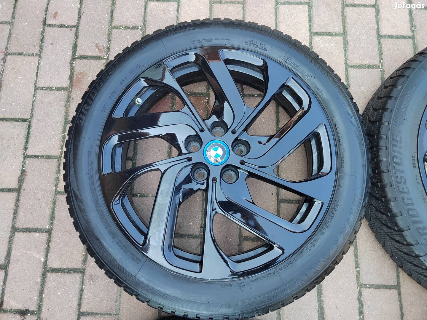 BMW i3s gyári 19col alufelni téli gumi 155/70r19 