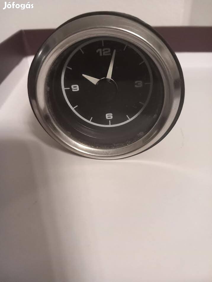 BMW időmérő óra