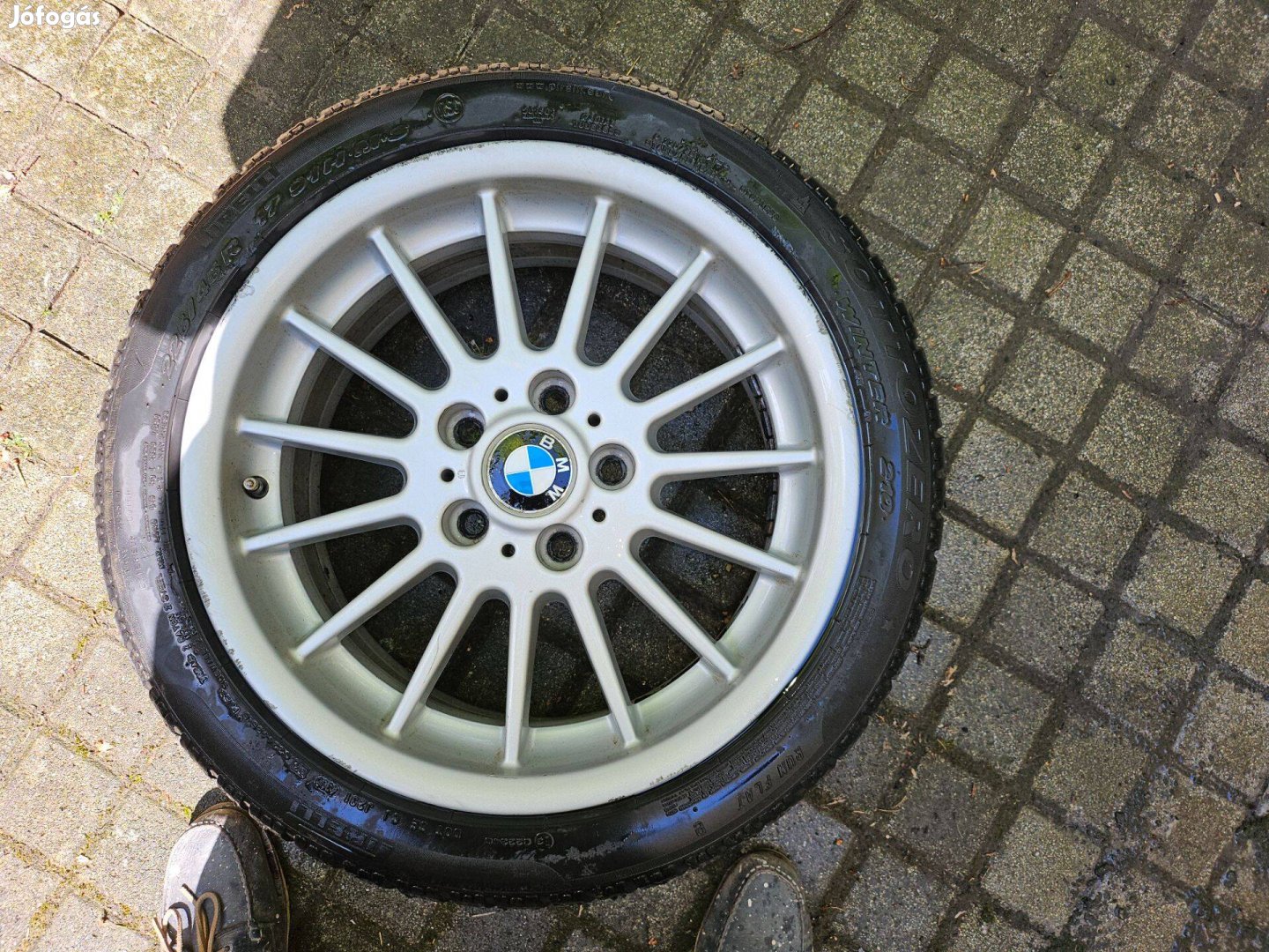 BMW könnyűfémfelni téli gumival 4db