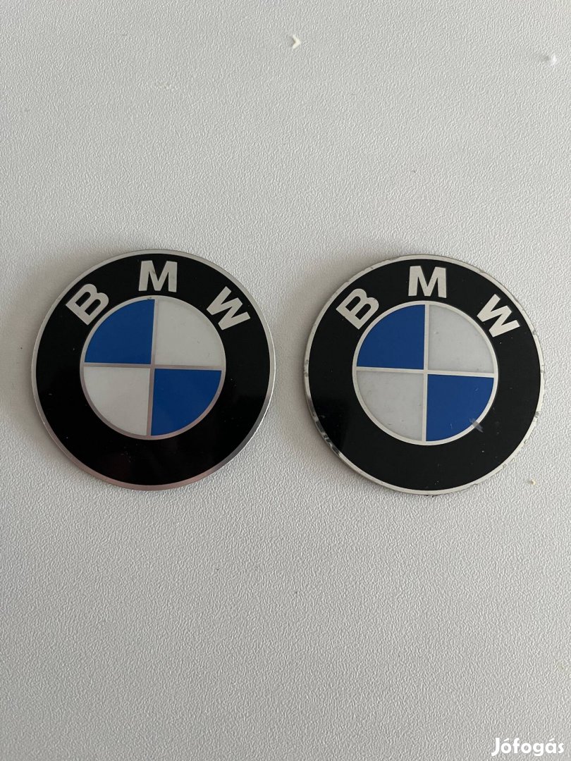 BMW motor 60 mm gyári bontott embléma 2 db 